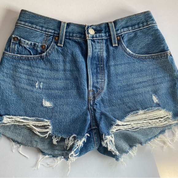 Levi’s 501 Denim Light Short - Picture 3 of 10